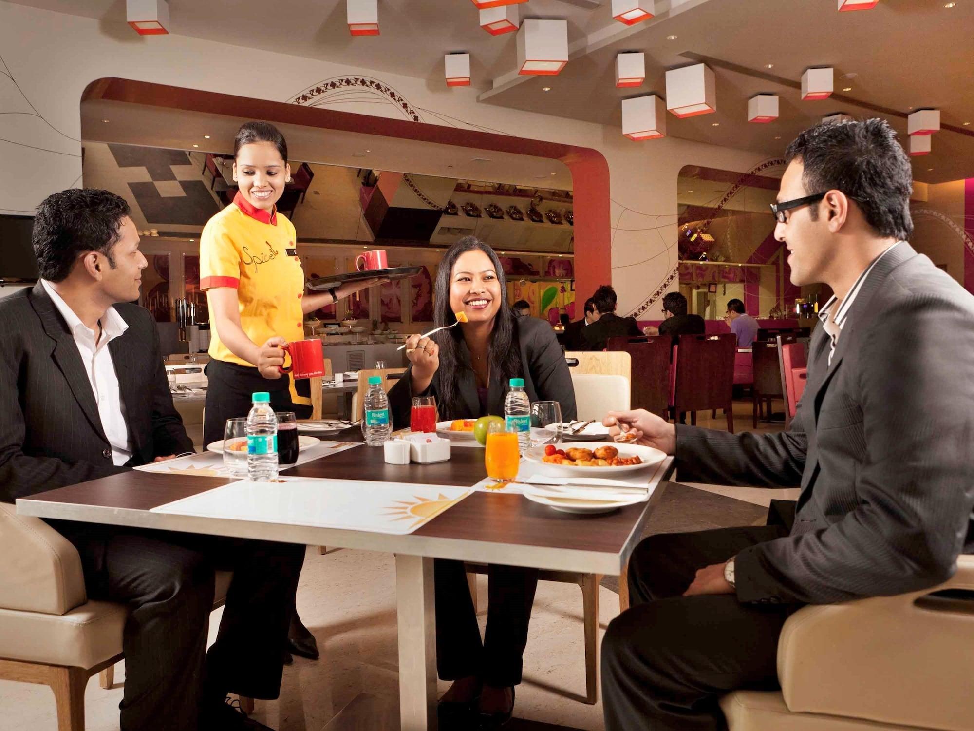 Ibis Bengaluru Outer Ring Road Hotel Ngoại thất bức ảnh