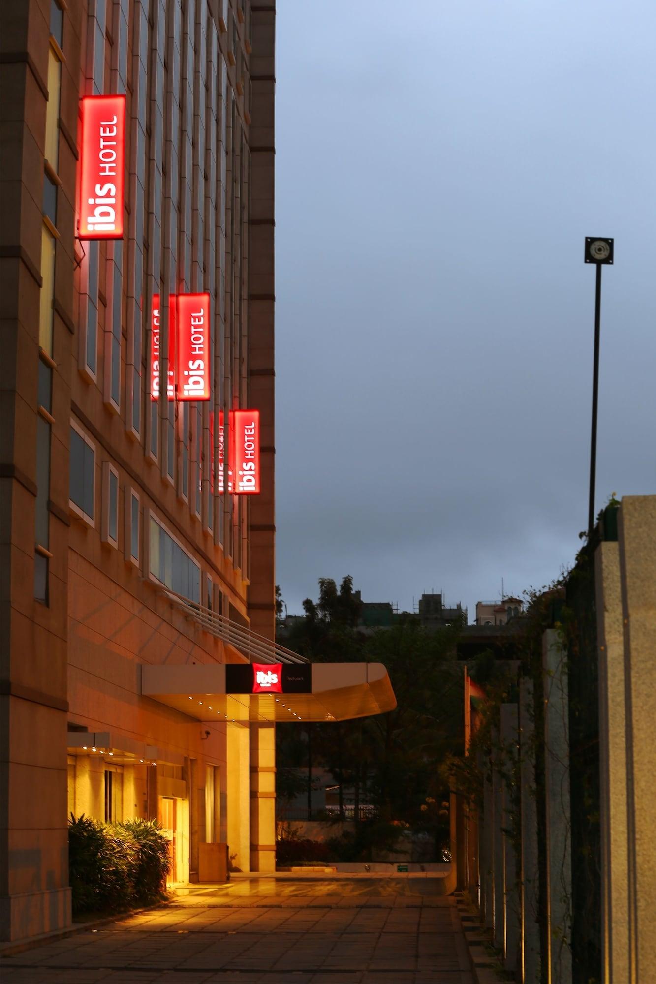 Ibis Bengaluru Outer Ring Road Hotel Ngoại thất bức ảnh