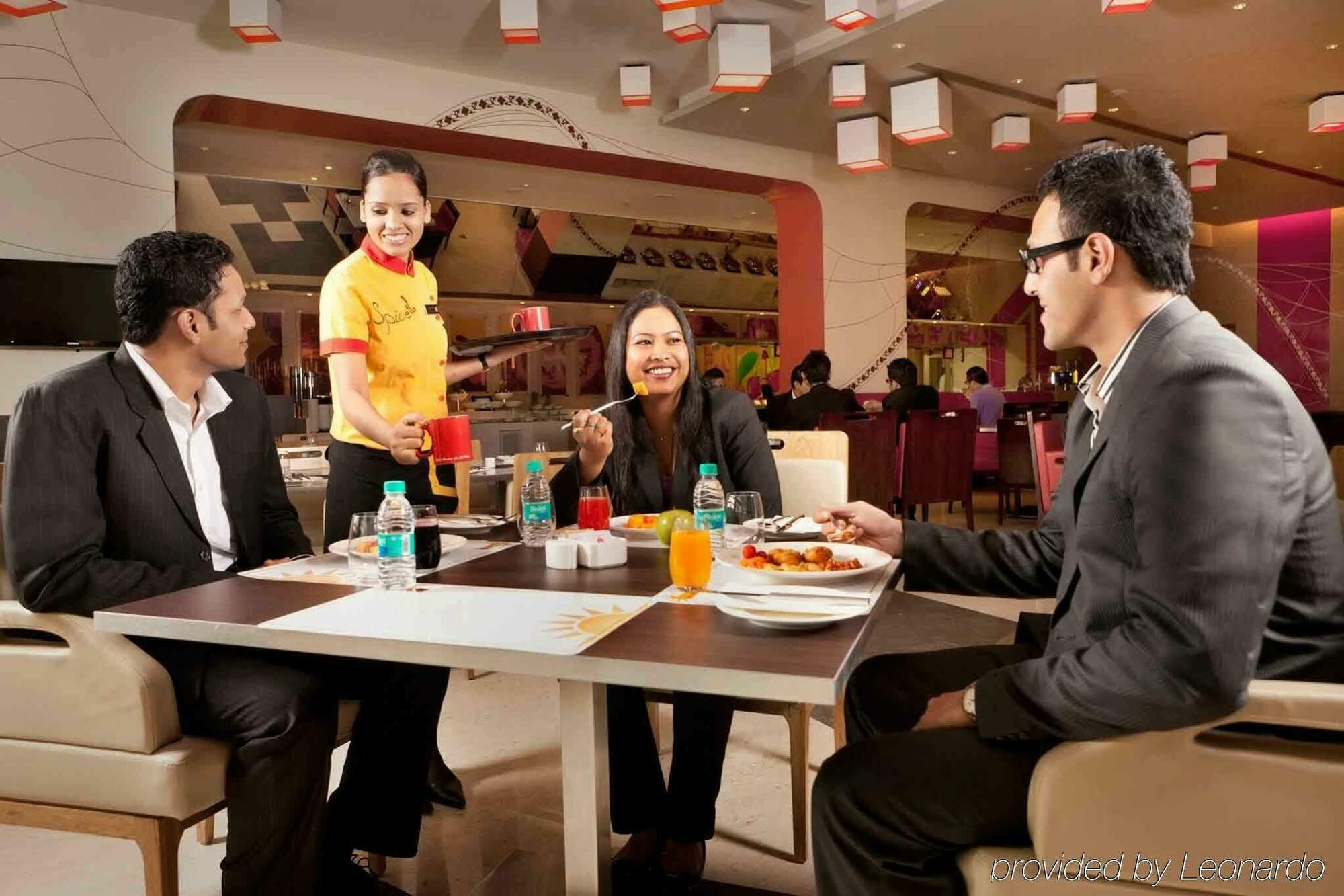 Ibis Bengaluru Outer Ring Road Hotel Nhà hàng bức ảnh